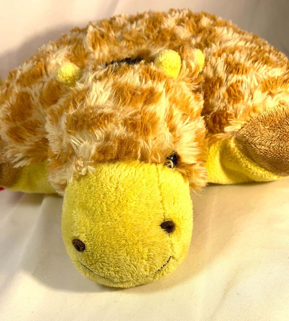Pillow Pet Pee-Wee Giraffe 2010